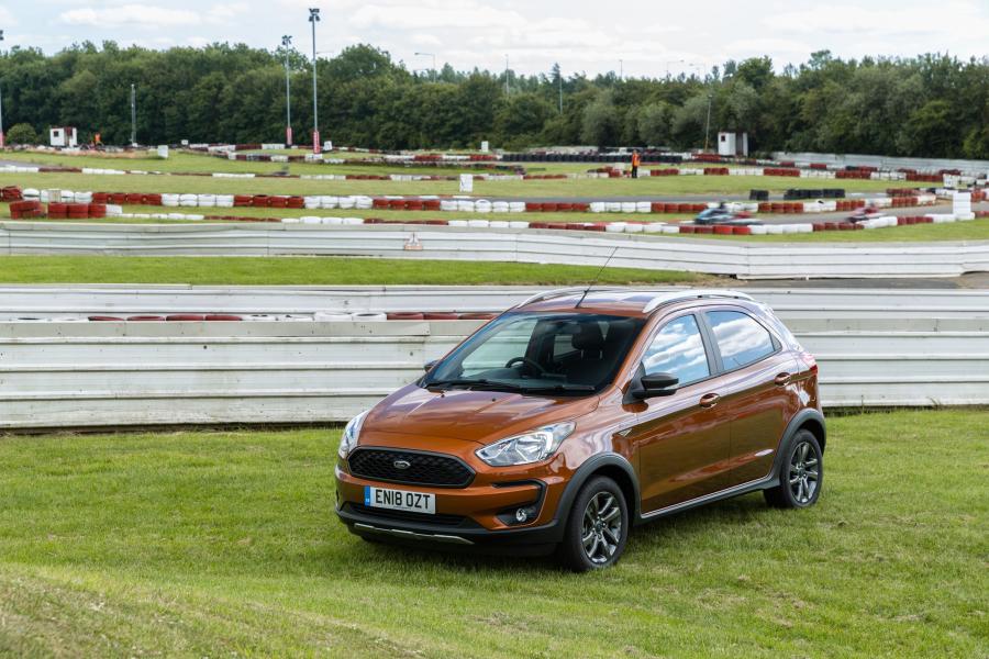  Ford Ka+ Active 2018 года  (UK) (фото 17 из 27)